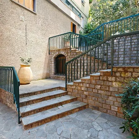 Appartement Hostdomus - La Ninfea *